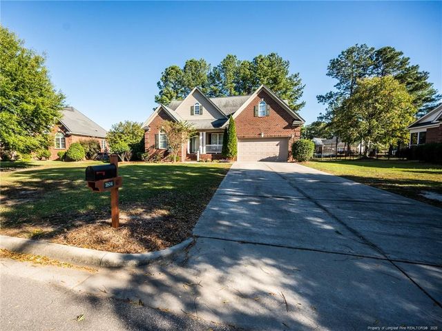 1604 Linden Lane, Lumberton, NC 28358