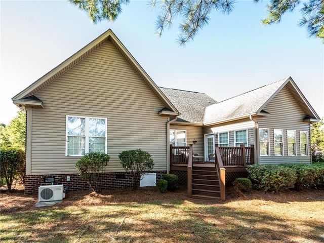 1604 Linden Lane, Lumberton, NC 28358