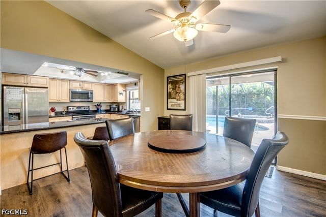 3723 SE 2nd PL, Cape Coral, FL 33904