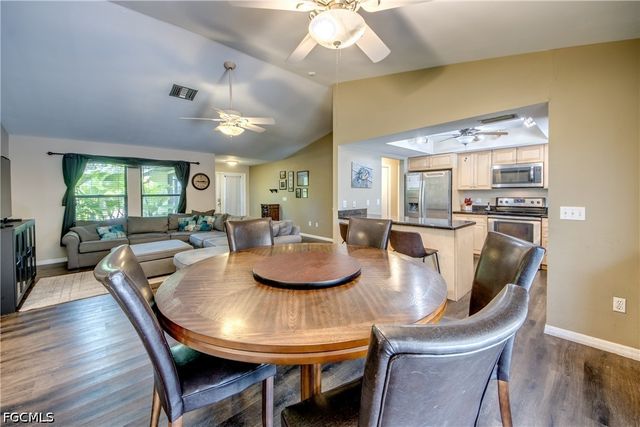 3723 SE 2nd PL, Cape Coral, FL 33904