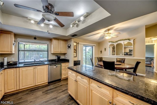 3723 SE 2nd PL, Cape Coral, FL 33904