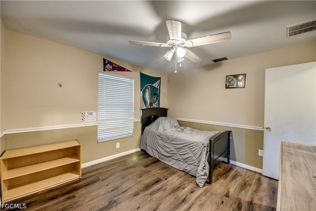 3723 SE 2nd PL, Cape Coral, FL 33904