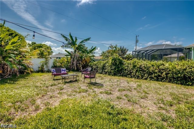 3723 SE 2nd PL, Cape Coral, FL 33904