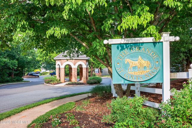 18 Queens Pass, Colts Neck, NJ 07722