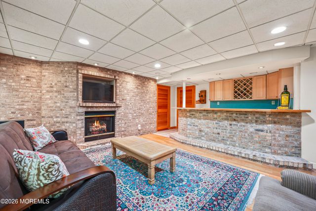 18 Queens Pass, Colts Neck, NJ 07722