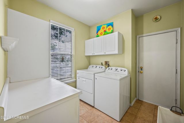 18 Queens Pass, Colts Neck, NJ 07722