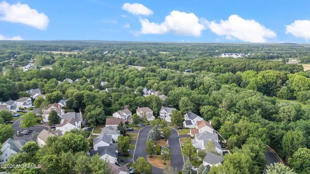 18 Queens Pass, Colts Neck, NJ 07722