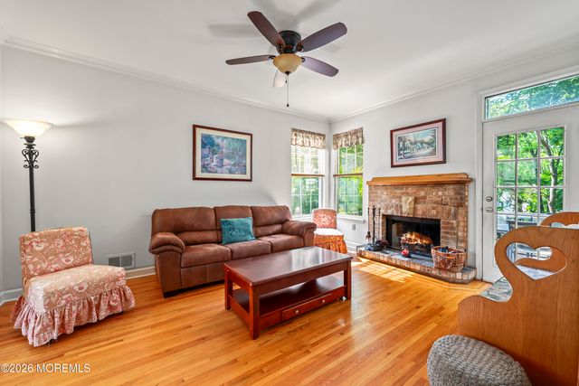 18 Queens Pass, Colts Neck, NJ 07722