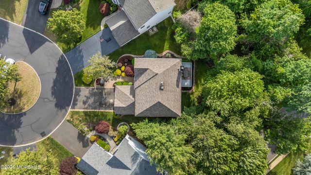 18 Queens Pass, Colts Neck, NJ 07722