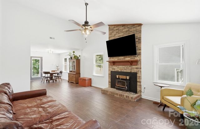 7112 Walterboro Road, Charlotte, NC 28227