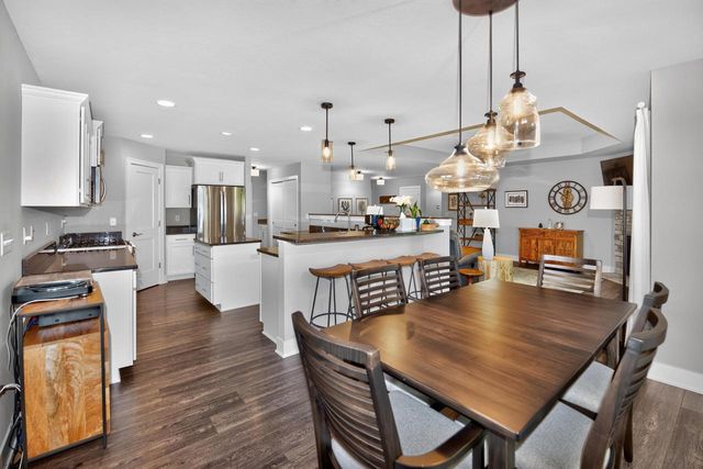 5714 Richwood LANE, Racine, WI 53402