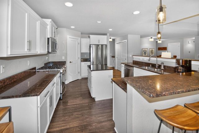 5714 Richwood LANE, Racine, WI 53402