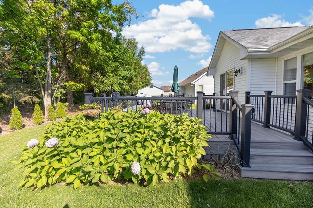 5714 Richwood LANE, Racine, WI 53402