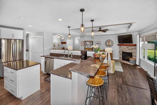 5714 Richwood LANE, Racine, WI 53402