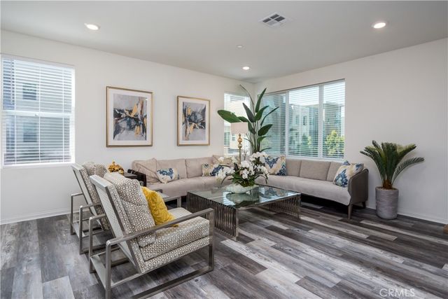 164 Unity, Irvine, CA 92614