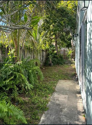 22113 SW 97th Ct, Cutler Bay, FL 33190