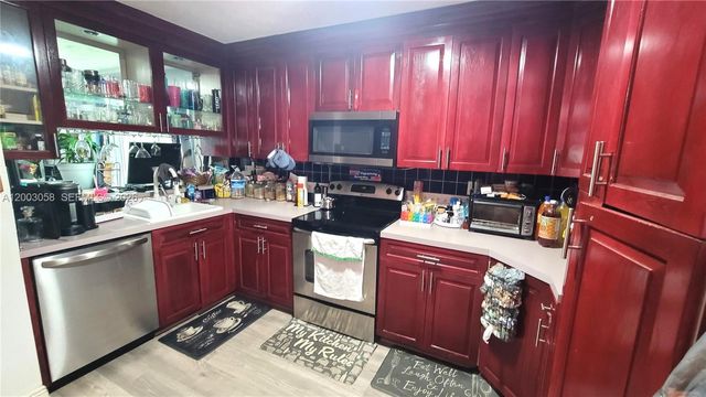 22113 SW 97th Ct, Cutler Bay, FL 33190