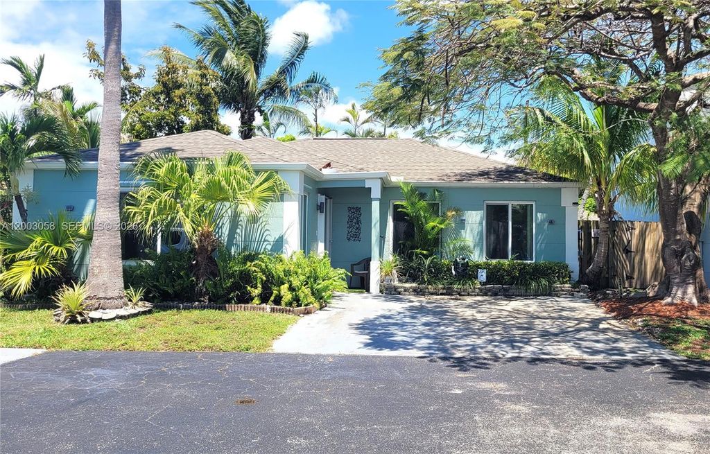 22113 SW 97th Ct, Cutler Bay, FL 33190