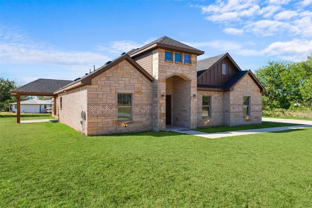 639 Legendary Lane, Gun Barrel City, TX 75156