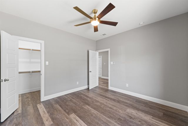 639 Legendary Lane, Gun Barrel City, TX 75156