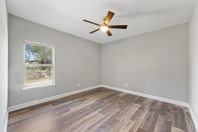 639 Legendary Lane, Gun Barrel City, TX 75156