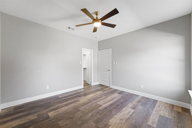 639 Legendary Lane, Gun Barrel City, TX 75156