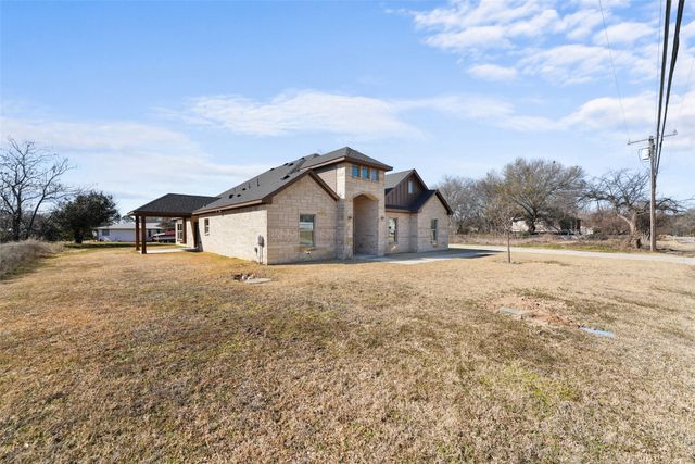 639 Legendary Lane, Gun Barrel City, TX 75156