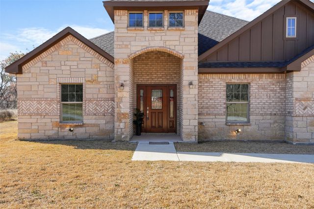 639 Legendary Lane, Gun Barrel City, TX 75156