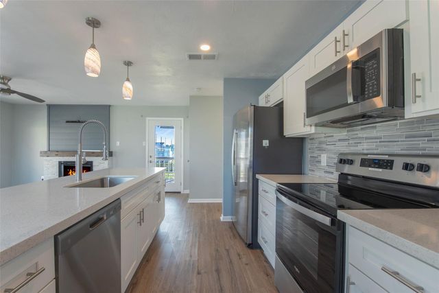 21801 Zachary Drive, Galveston, TX 77554