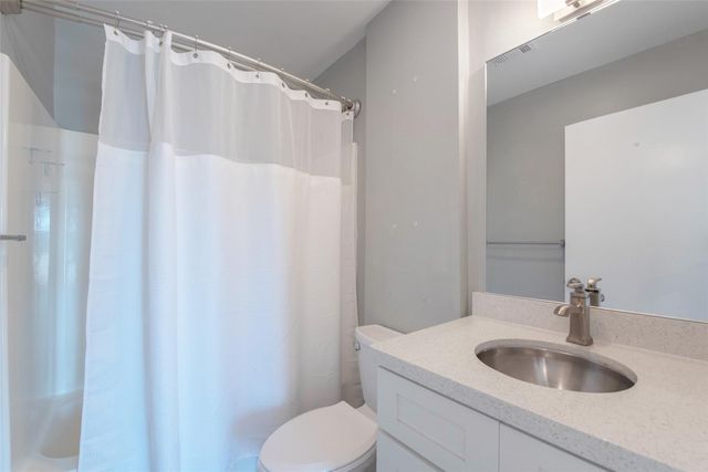 21801 Zachary Drive, Galveston, TX 77554