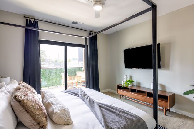 635 7th Ave S Apt 218, Nashville, TN 37203