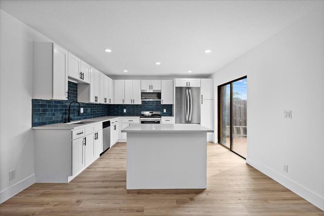 6315 Seven Springs Boulevard C, Greenacres, FL 33463