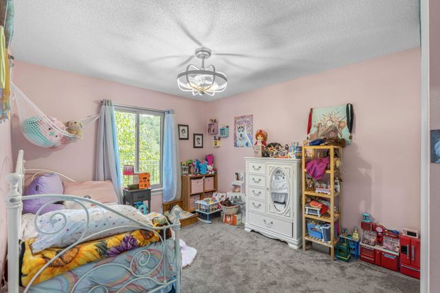 229 Hillside Drive, Niceville, FL 32578