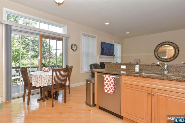 3 Skyview Drive, North Haledon, NJ 07508