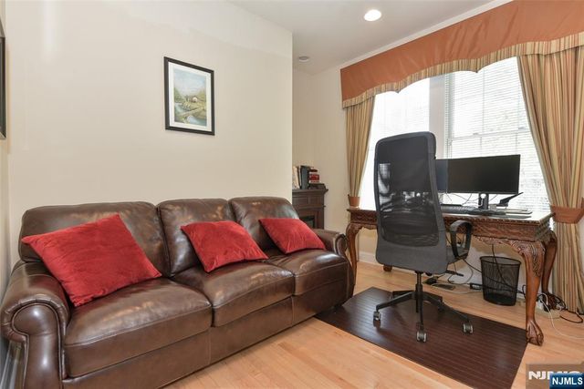 3 Skyview Drive, North Haledon, NJ 07508