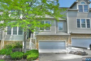 3 Skyview Drive, North Haledon, NJ 07508