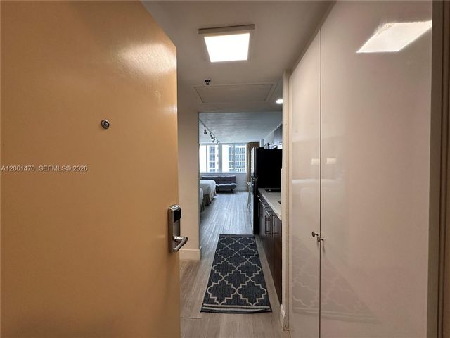 19201 Collins Ave 723, Sunny Isles Beach, FL 33160