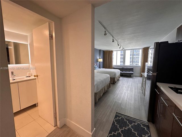 19201 Collins Ave 723, Sunny Isles Beach, FL 33160