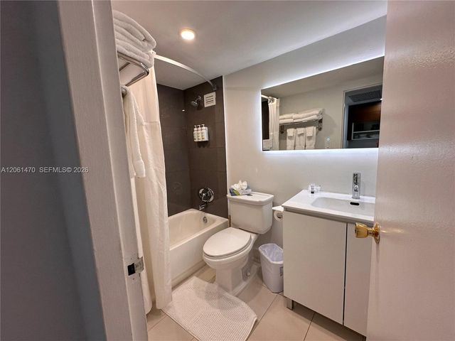 19201 Collins Ave 723, Sunny Isles Beach, FL 33160