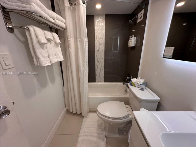 19201 Collins Ave 723, Sunny Isles Beach, FL 33160