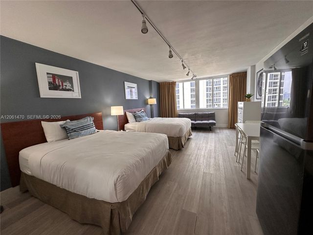 19201 Collins Ave 723, Sunny Isles Beach, FL 33160