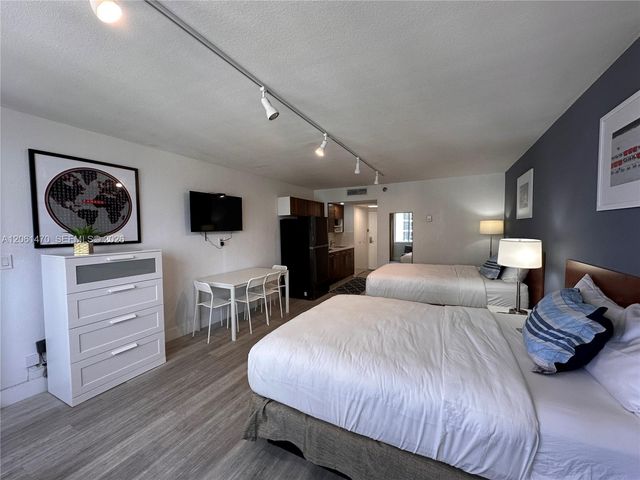 19201 Collins Ave 723, Sunny Isles Beach, FL 33160