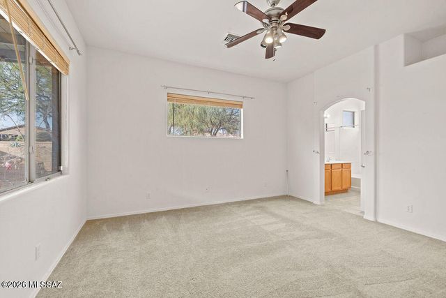 2221 N Avenida Tabica, Green Valley, AZ 85614