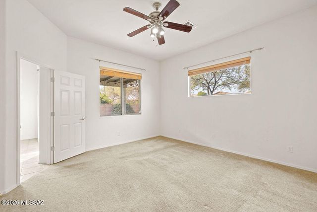 2221 N Avenida Tabica, Green Valley, AZ 85614