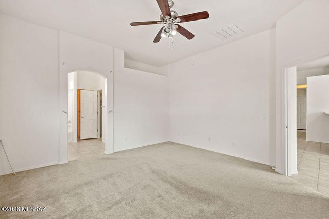 2221 N Avenida Tabica, Green Valley, AZ 85614