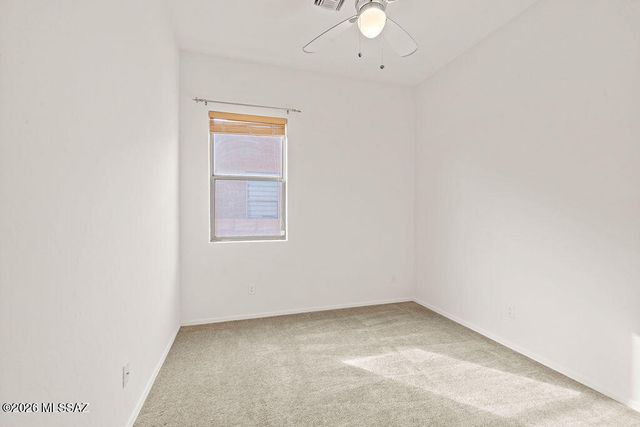 2221 N Avenida Tabica, Green Valley, AZ 85614