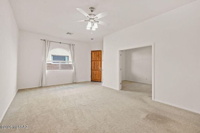 2221 N Avenida Tabica, Green Valley, AZ 85614