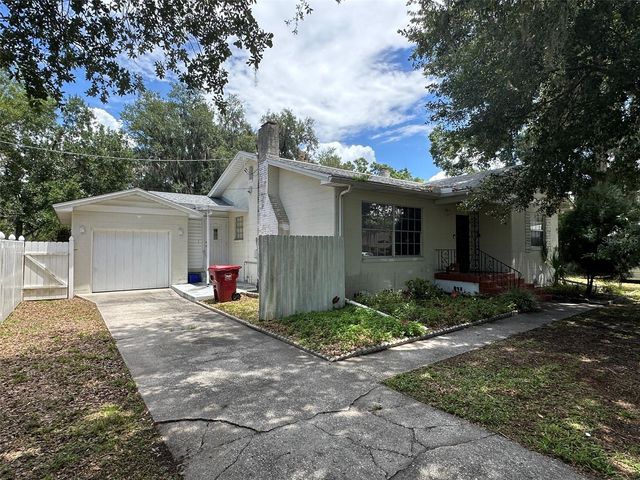 808 N JOHNSON STREET, Plant City, FL 33563