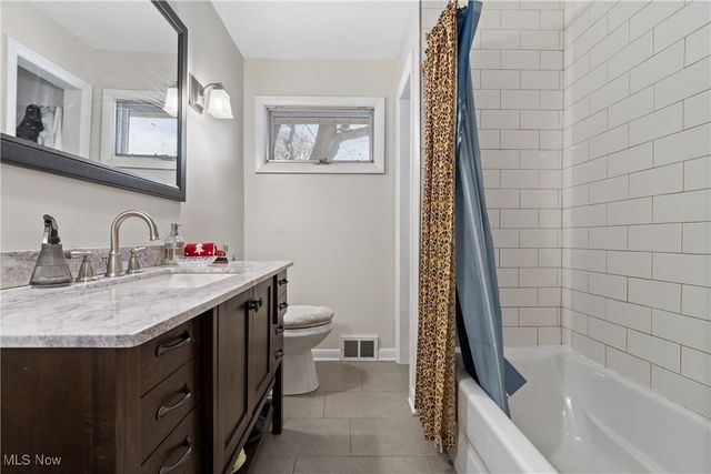 2426 Banbury Road, Akron, OH 44333