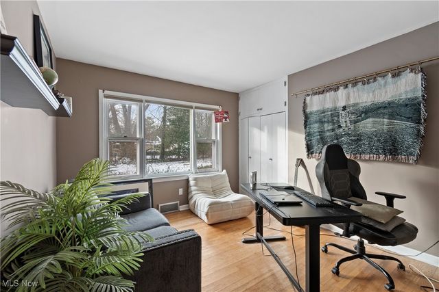 2426 Banbury Road, Akron, OH 44333